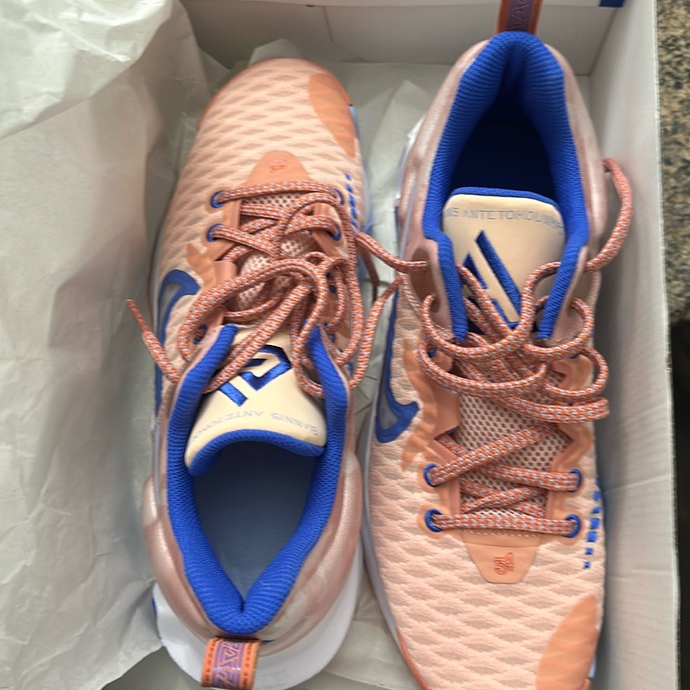 Nike Giannis Immortality Basketball Shoes